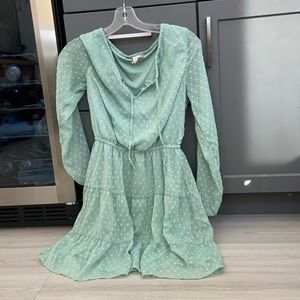 H&M Green long sleeve dress - Size S